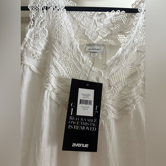 White top, avenue size 18 - Picture 2 of 2